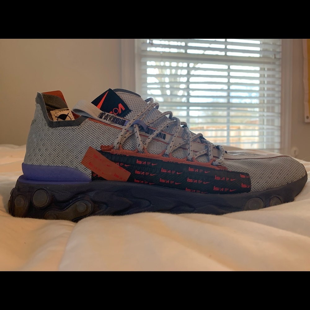 Mike Men’s React ISPA